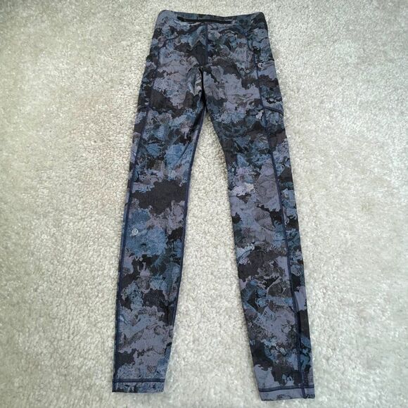 Lululemon Speed Up Tight Blue Purple Screen Camo - Picture 4 of 11